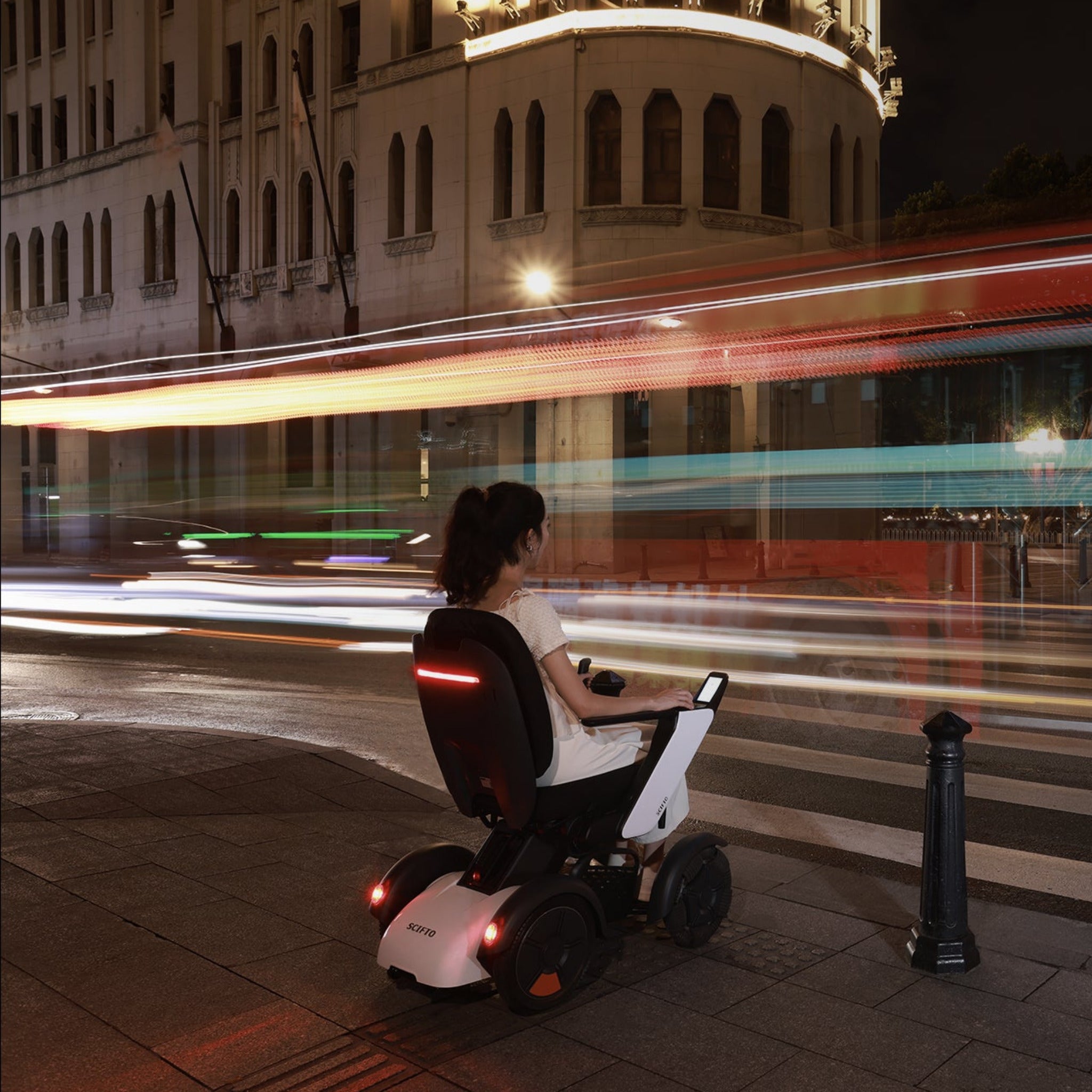 SCIFTO S300 SE Elektrorollstuhl 57 cm – 18 km Reichweite