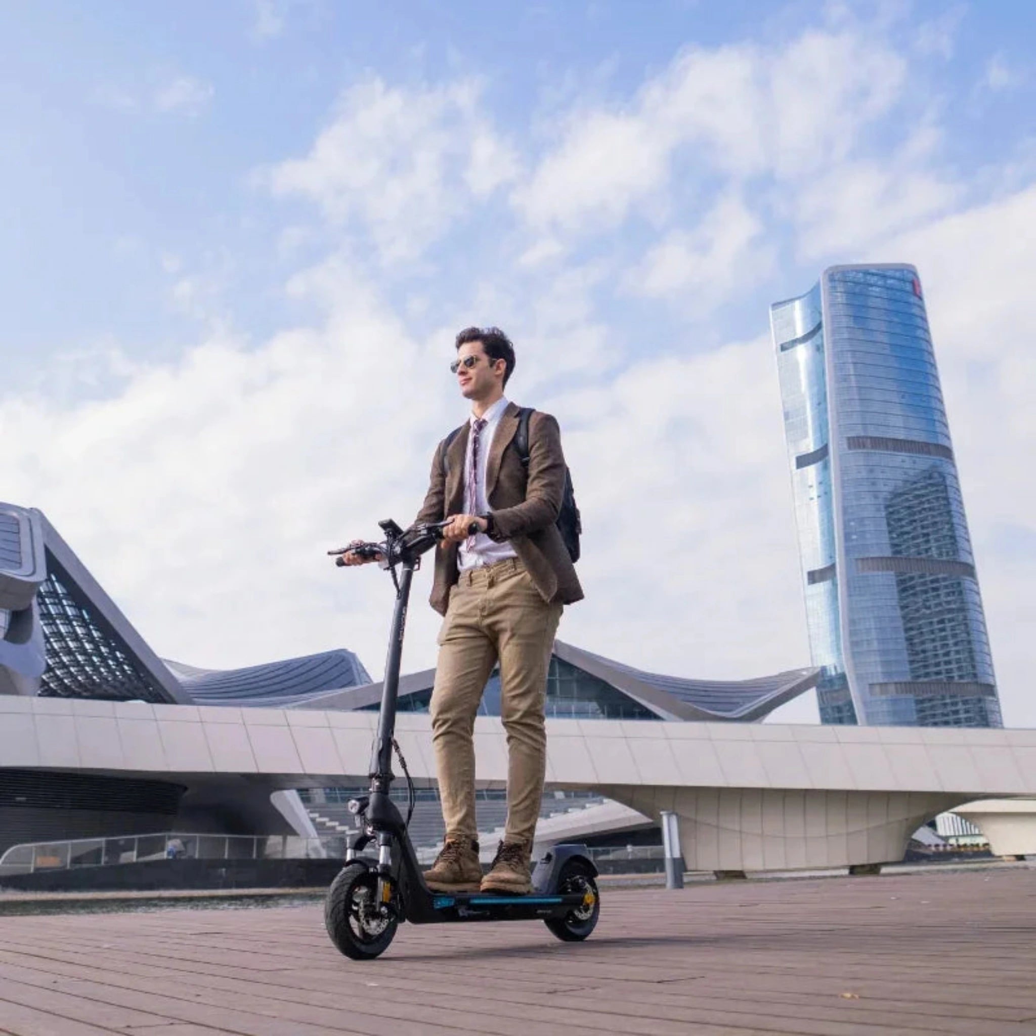 E-Scooter C10E mit ABE – Herausnehmbarer Akku & 30–40 km Reichweite