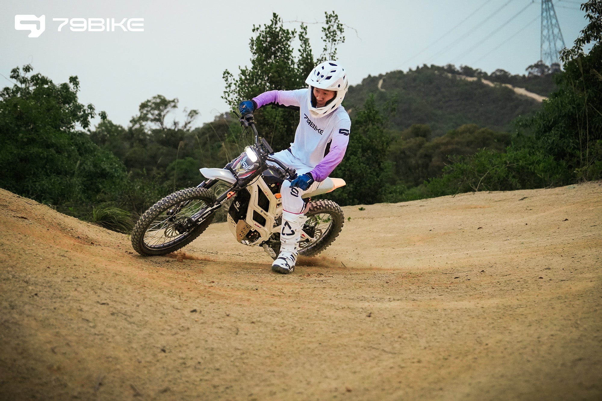 79BIKE Falcon GT – 16.8 kW electric dirt bike off-road